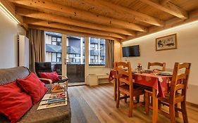 Residence Grand Roc - Campanules 122 - Happy Rentals